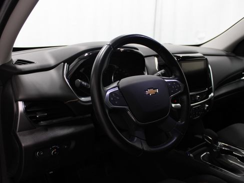 Used 2021 Chevrolet Traverse LT FWD image 12