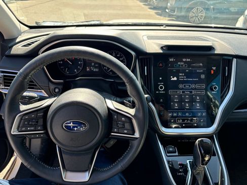 Used 2025 Subaru Outback Limited image 15