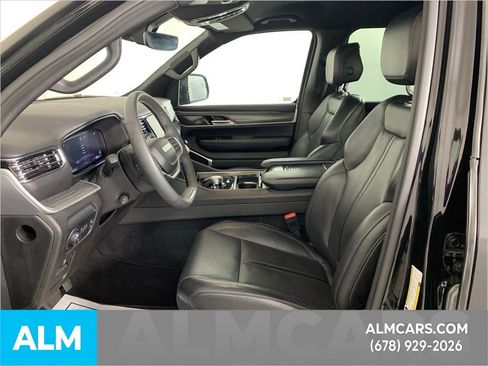 Used 2023 Jeep Wagoneer Series II image 8