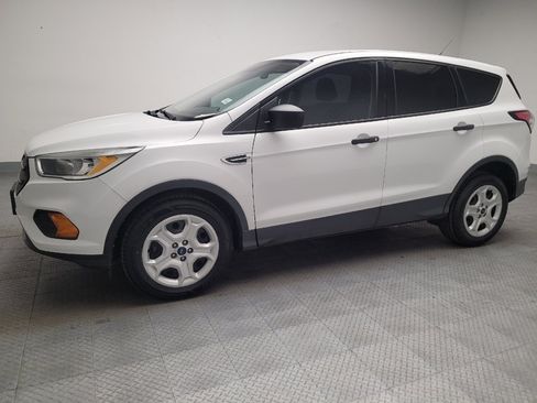 Used 2017 Ford Escape S FWD image 2