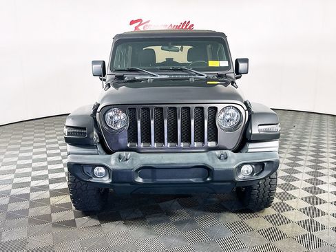 Used 2022 Jeep Wrangler Unlimited Sport image 2