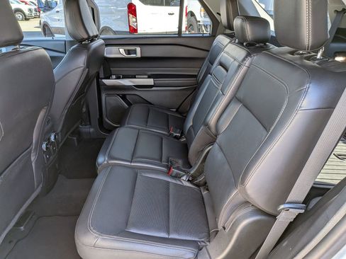 Certified 2023 Ford Explorer Limited image 16