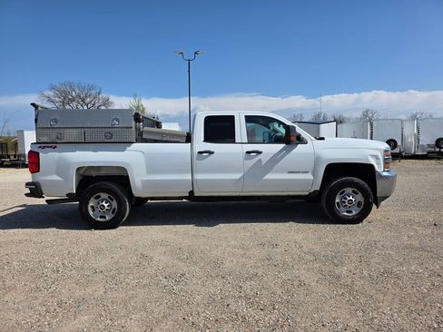 Used 2019 Chevrolet Silverado 2500 W/T w/ WT Convenience Package AWD/4WD image 3