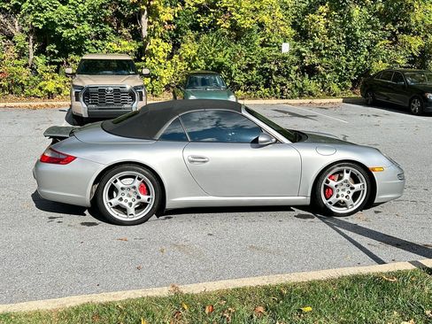 Used 2005 Porsche 911 Carrera S image 11