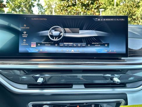 New 2026 BMW X5 sDrive40i w/ Premium Package image 23