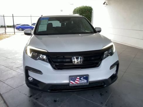 Used 2022 Honda Pilot Special Edition image 3