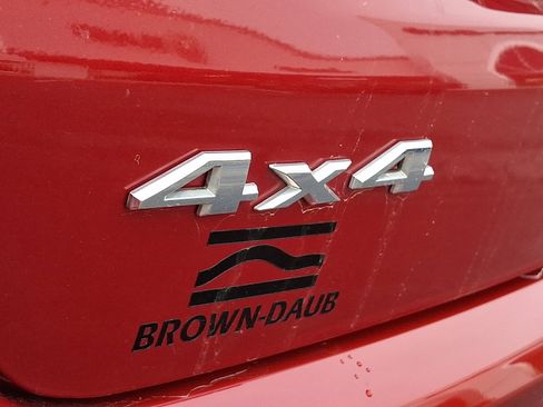 Certified 2024 Jeep Compass Limited image 31