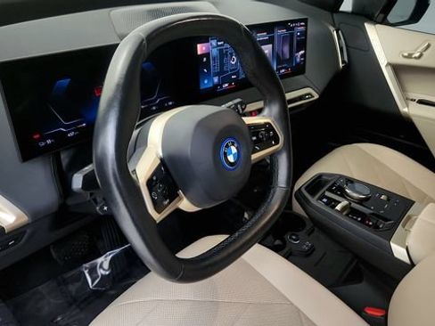 Used 2023 BMW iX xDrive50 w/ Sport Package AWD/4WD image 48