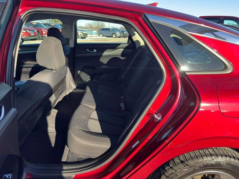 Used 2021 Kia K5 LXS image 19