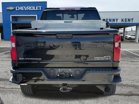 Used 2020 Chevrolet Silverado 2500 High Country w/ Z71 Off-Road Package AWD/4WD image 7