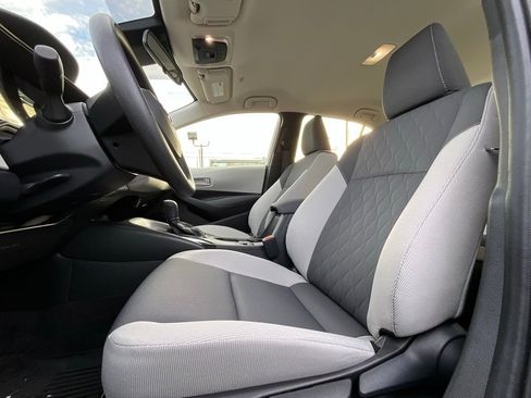 Used 2024 Toyota Corolla LE image 11