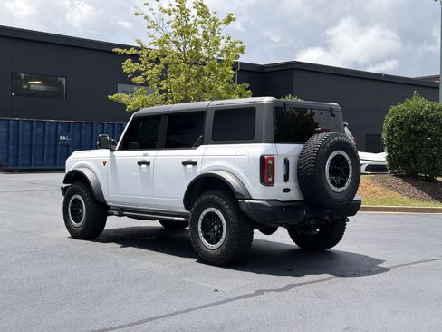 Used 2023 Ford Bronco Badlands AWD/4WD image 14