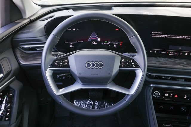 Certified 2025 Audi Q5 Premium AWD/4WD image 9