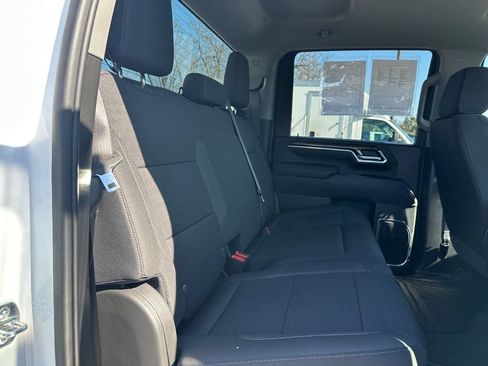 Used 2025 Chevrolet Silverado 2500 LT w/ Convenience Package AWD/4WD image 12