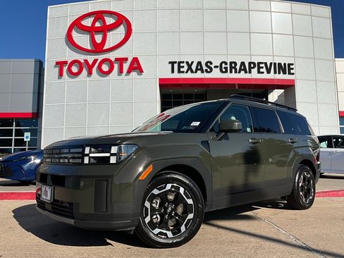 Used 2025 Hyundai Santa Fe SEL image 2