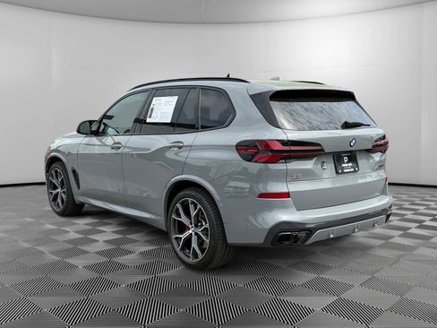 Used 2024 BMW X5 M60i AWD/4WD image 3