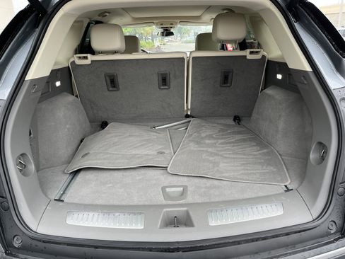 Used 2021 Cadillac XT5 Premium Luxury image 17