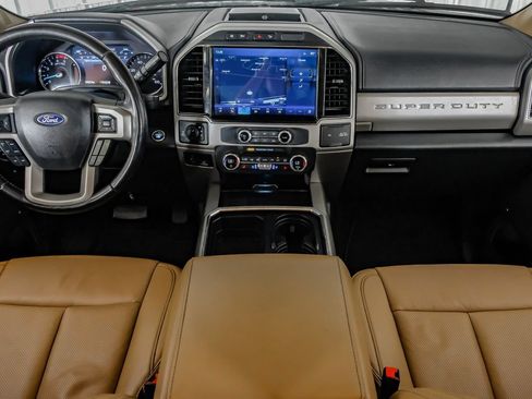 Used 2022 Ford F250 Lariat w/ Lariat Ultimate Package AWD/4WD image 13