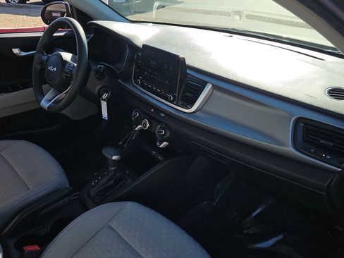 Used 2022 Kia Rio S image 21
