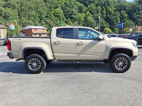 Used 2022 Chevrolet Colorado ZR2 AWD/4WD image 7