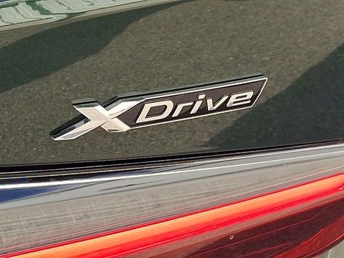 Certified 2022 BMW 430i xDrive Convertible w/ Premium Package image 18