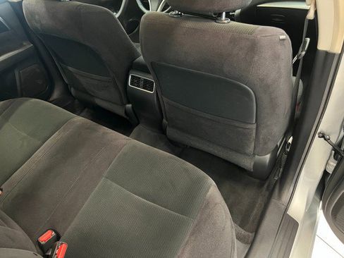 Used 2013 Nissan Altima 3.5 SV image 37