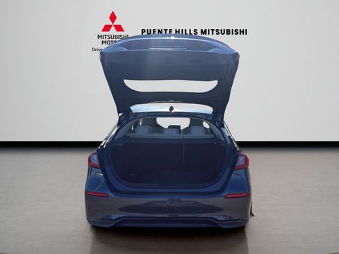 Used 2022 Honda Civic EX-L image 9