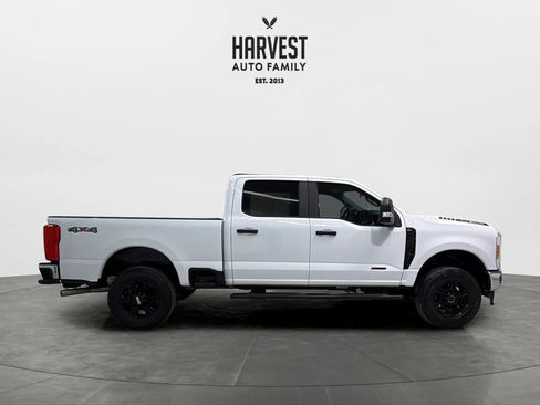 Used 2023 Ford F350 XL w/ Snow Plow/Camper Package AWD/4WD image 8