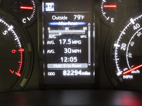 Used 2022 Toyota 4Runner SR5 Premium image 42