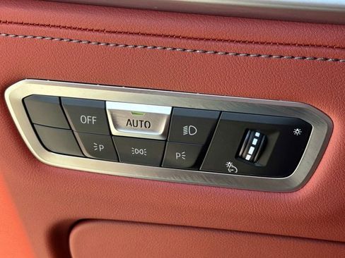 Used 2023 BMW XM w/ M Driver's Package AWD/4WD image 34