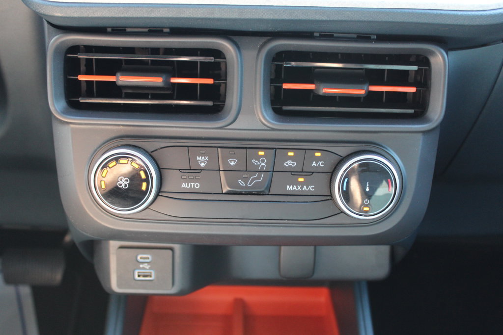 Used 2024 Ford Maverick XLT FWD image 28