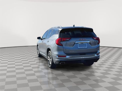 Used 2019 GMC Terrain Denali w/ Advanced Safety Package image 7