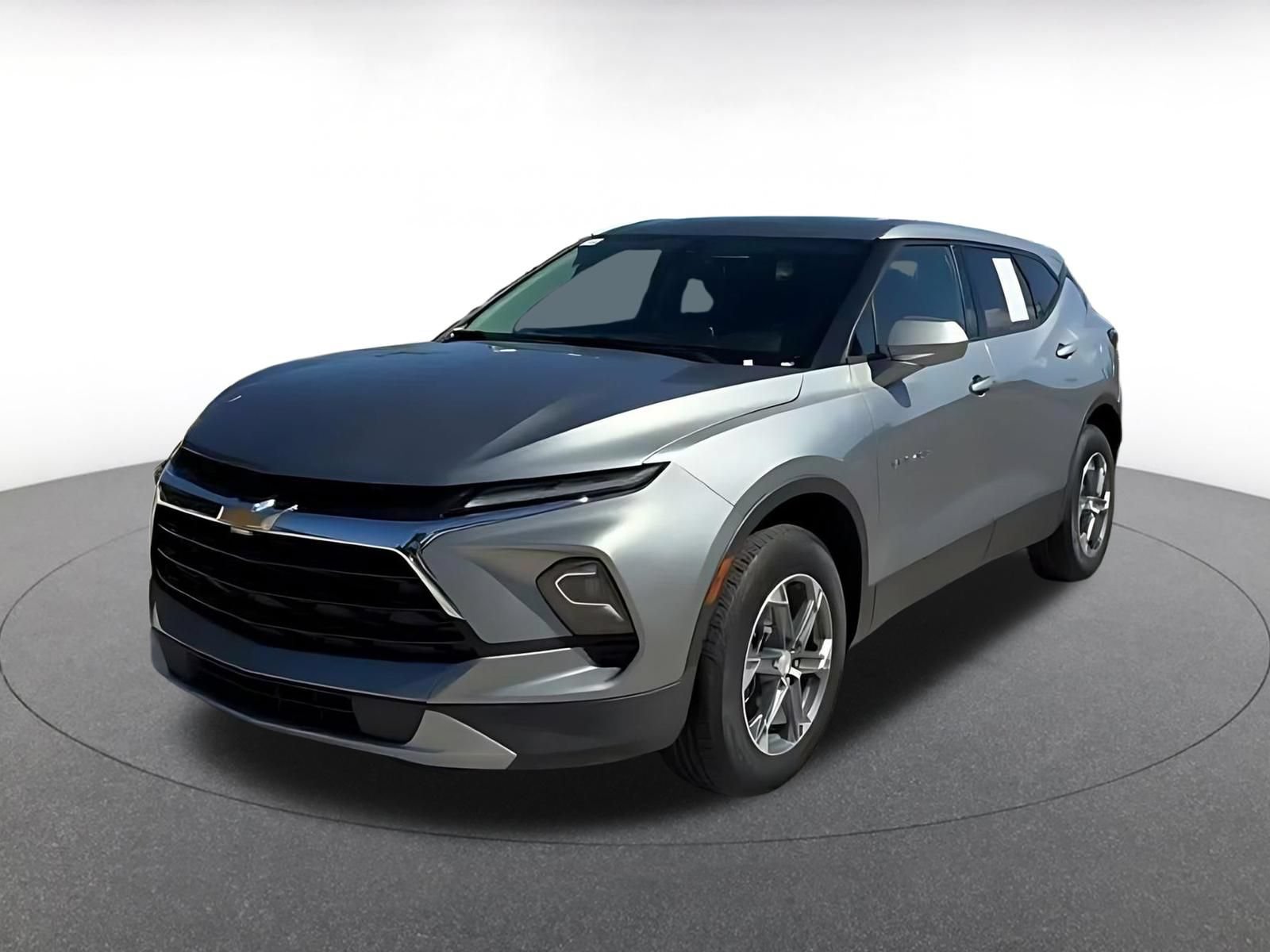 Used 2026 Chevrolet Blazer LT FWD image 6