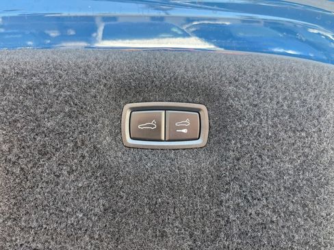 Used 2023 Porsche Taycan RWD image 13