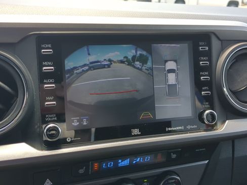 Used 2023 Toyota Tacoma Limited AWD/4WD image 17
