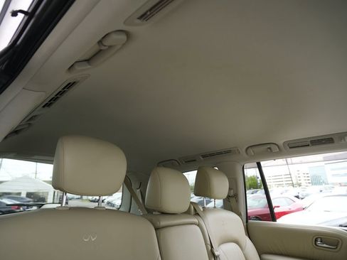 Used 2012 INFINITI QX56 4WD w/ Deluxe Touring Pkg image 30