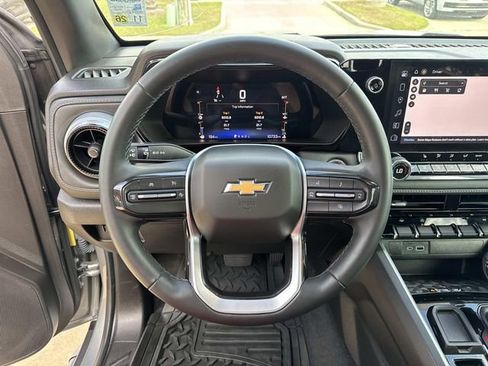 Used 2023 Chevrolet Colorado LT w/ LT Convenience Package II image 22