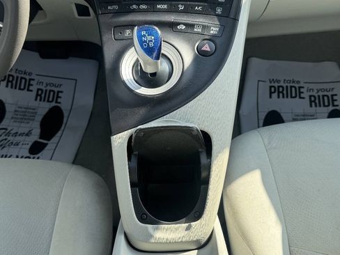 Used 2010 Toyota Prius FWD image 12