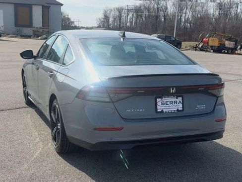Used 2023 Honda Accord Sport image 7