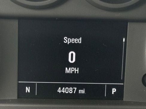 Used 2022 Chevrolet Silverado 1500 Custom image 15