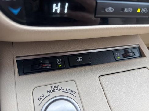 Used 2013 Lexus ES 350 image 24