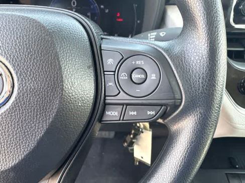 Used 2026 Toyota Corolla Cross L FWD image 13