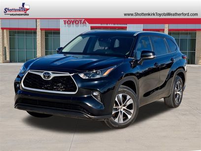 Used 2023 Toyota Highlander XLE