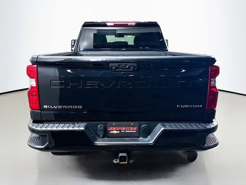Used 2023 Chevrolet Silverado 2500 Custom w/ Custom Value Package image 7