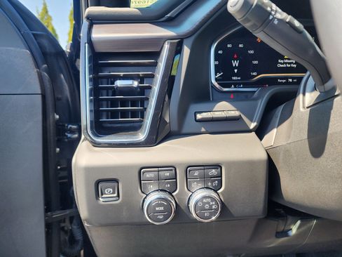 Used 2025 GMC Sierra 3500 Denali Ultimate image 27