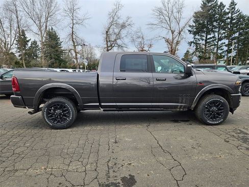 New 2026 RAM 3500 Limited image 8