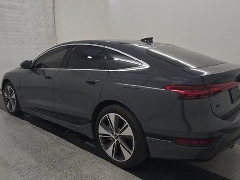 Used 2025 Audi A6 e-tron Premium Plus w/ Premium Plus RWD image 2