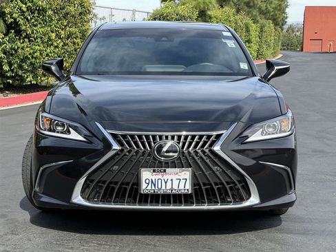 Used 2024 Lexus ES 300h w/ Premium Package FWD image 7