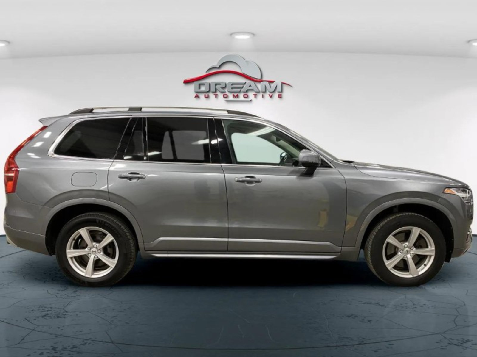 Used 2018 Volvo XC90 T5 Momentum w/ Protection Package Plus AWD/4WD image 20