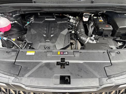 Used 2026 Kia Carnival FWD image 34